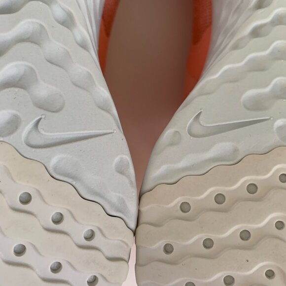 Nike React Flyknit Womens Size 9 Running Shoes Pink Quart/white/grey - Picture 11 of 12